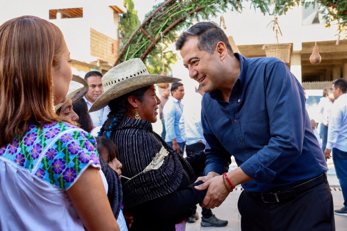 Acompaña Luis Alfonso Silva Romo la consulta nacional de la Presidenta para proteger a nuestras comunidades