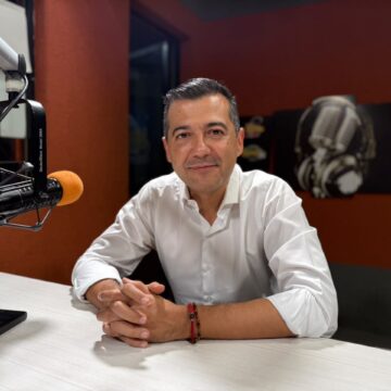 WhatsApp Image 2026-08-25 at 2.42.37 PM Silva Romo descarta ruptura en Morena por caso Rocha Moya y destaca avances en Oaxaca}