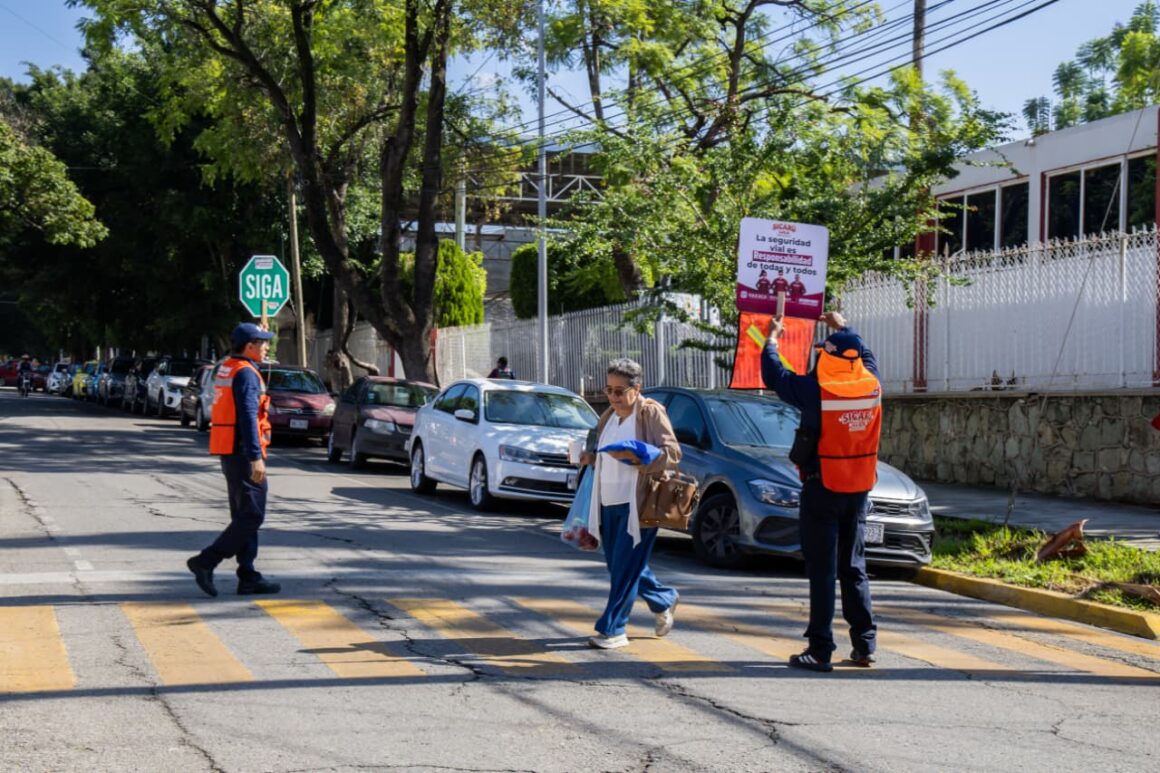 Guardianes de la Movilidad beneficia a más de 4 mil personas en Oaxaca de Juárez