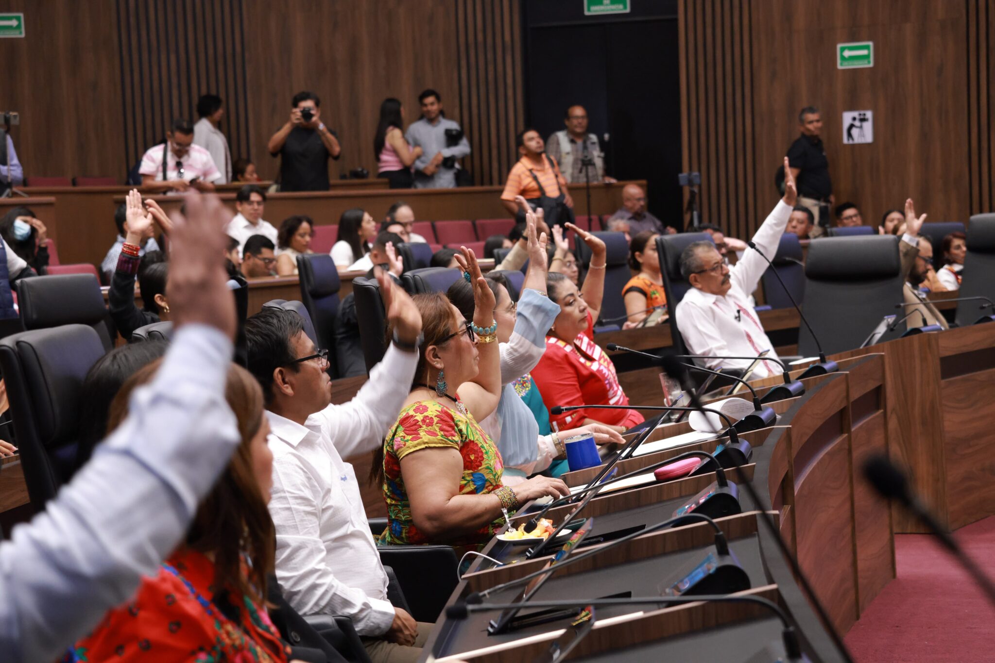 Reorganiza Congreso de Oaxaca la administración estatal y fortalece derechos lingüísticos