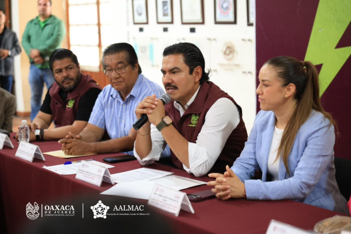 Ray Chagoya fortalece la coordinación con alcaldes de Oaxaca desde la AALMAC