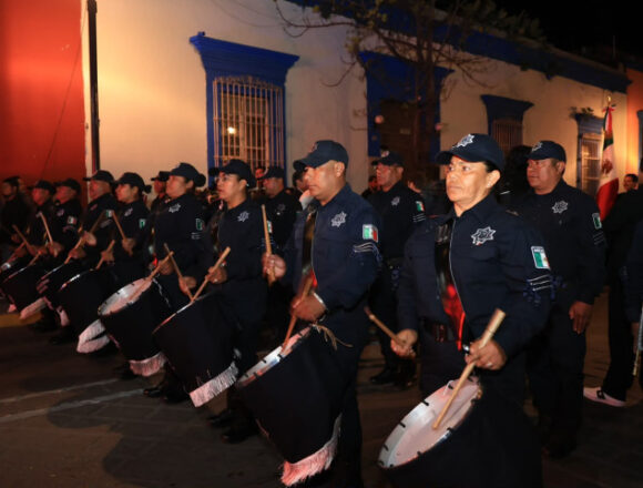 Marcha Patriótica enaltece el orgullo y la identidad de Oaxaca de Juárez