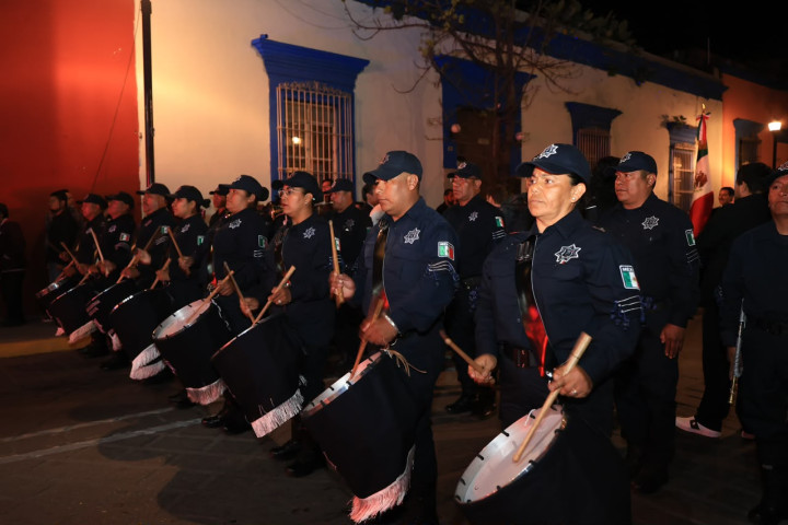 img-PKT7ji Marcha Patriótica enaltece el orgullo y la identidad de Oaxaca de Juárez