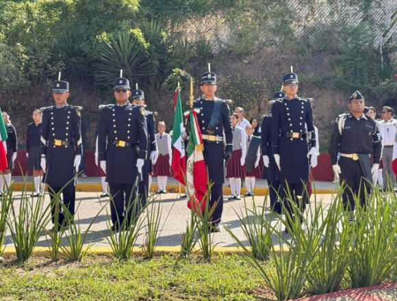 Oaxaca de Juárez honra la memoria de los Niños Héroes